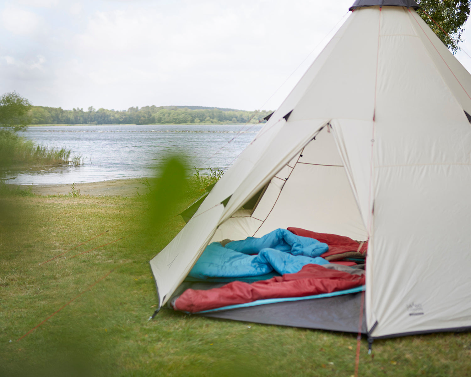 Whistler 190 Sleeping Bag, Red Dahlia
