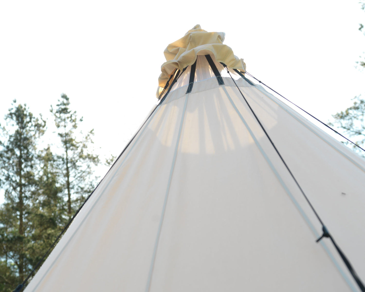 Alfheim 12.6 Glampingtelt - 12.6 m² | 6 personer | Sandshell
