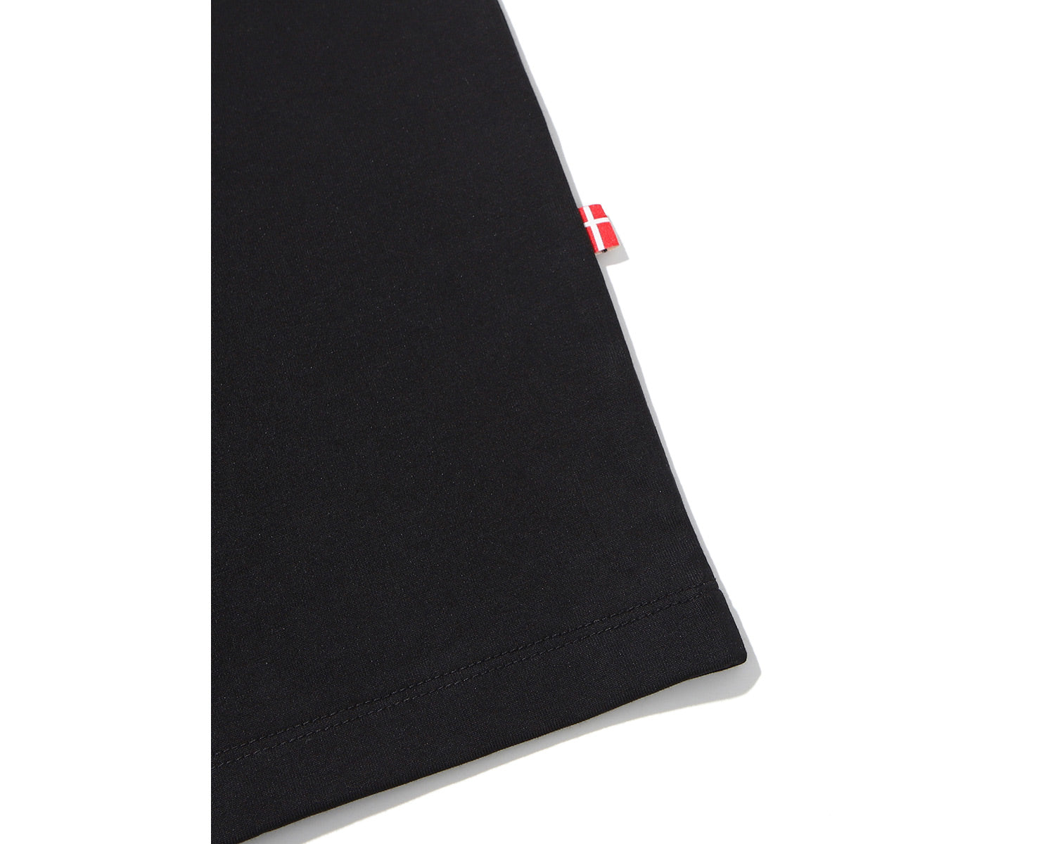 Small Polar Bear Short Sleeve T-Shirt Unisex - Black