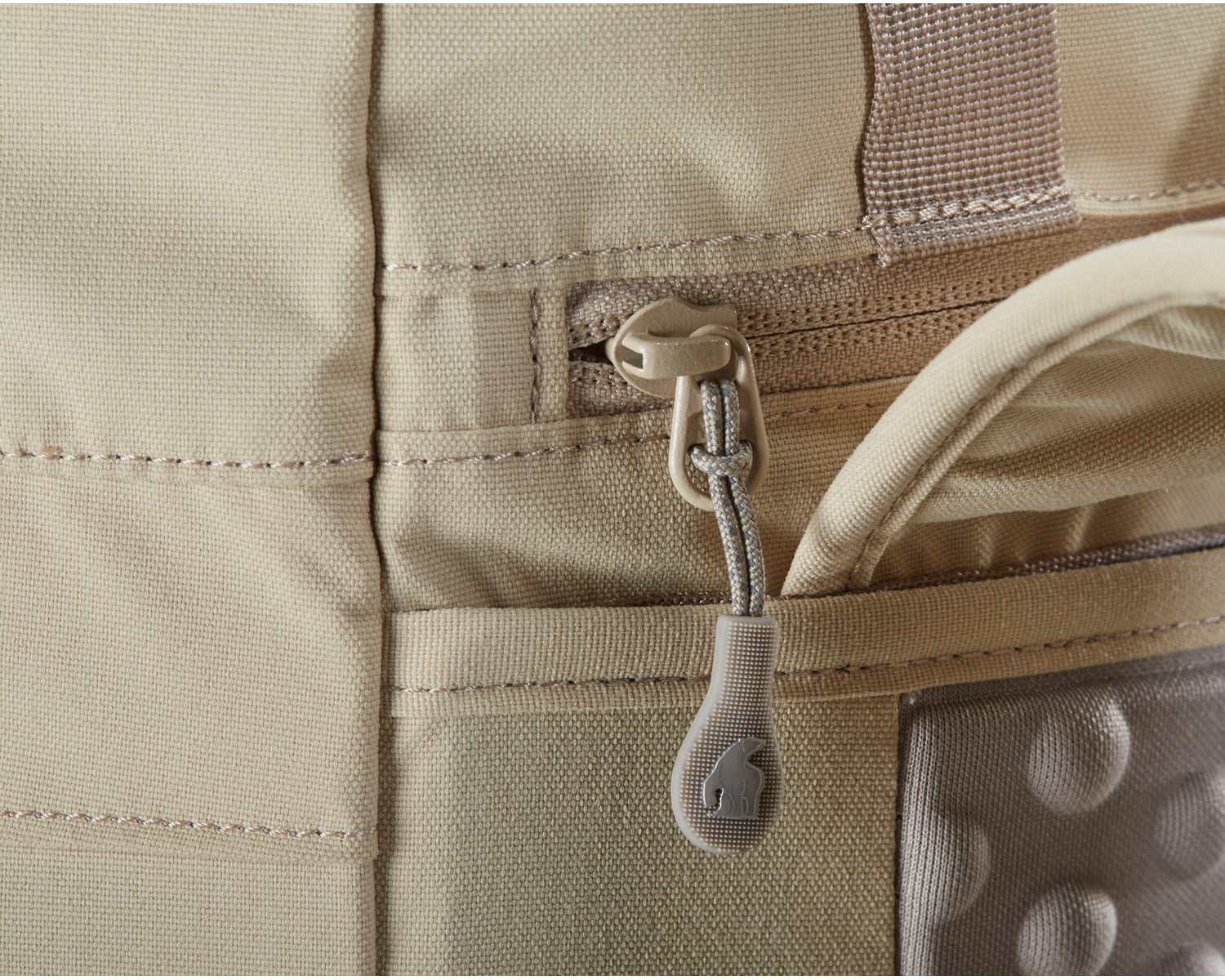 Yggdrasil Backpack L - Rygsæk | 22-37 L | Sandshell