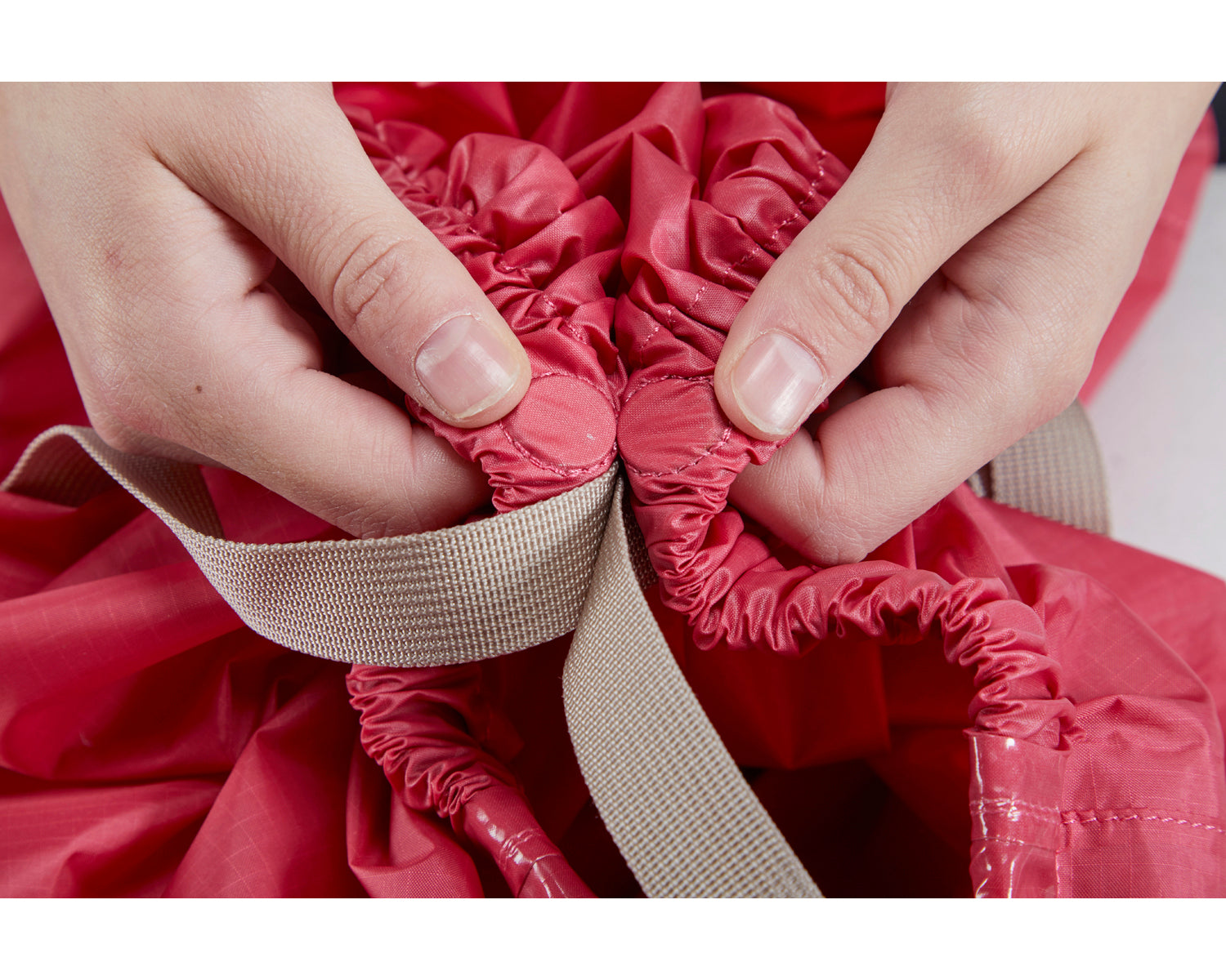 Yggdrasil Regnovertræk - Azalea Cherry Pink