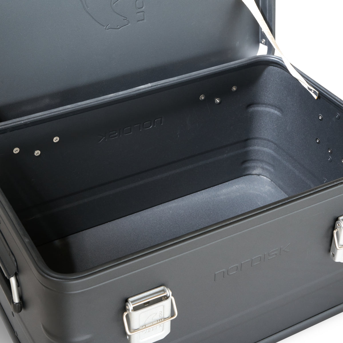 Blokhus Alu Box M - 50 L | Black